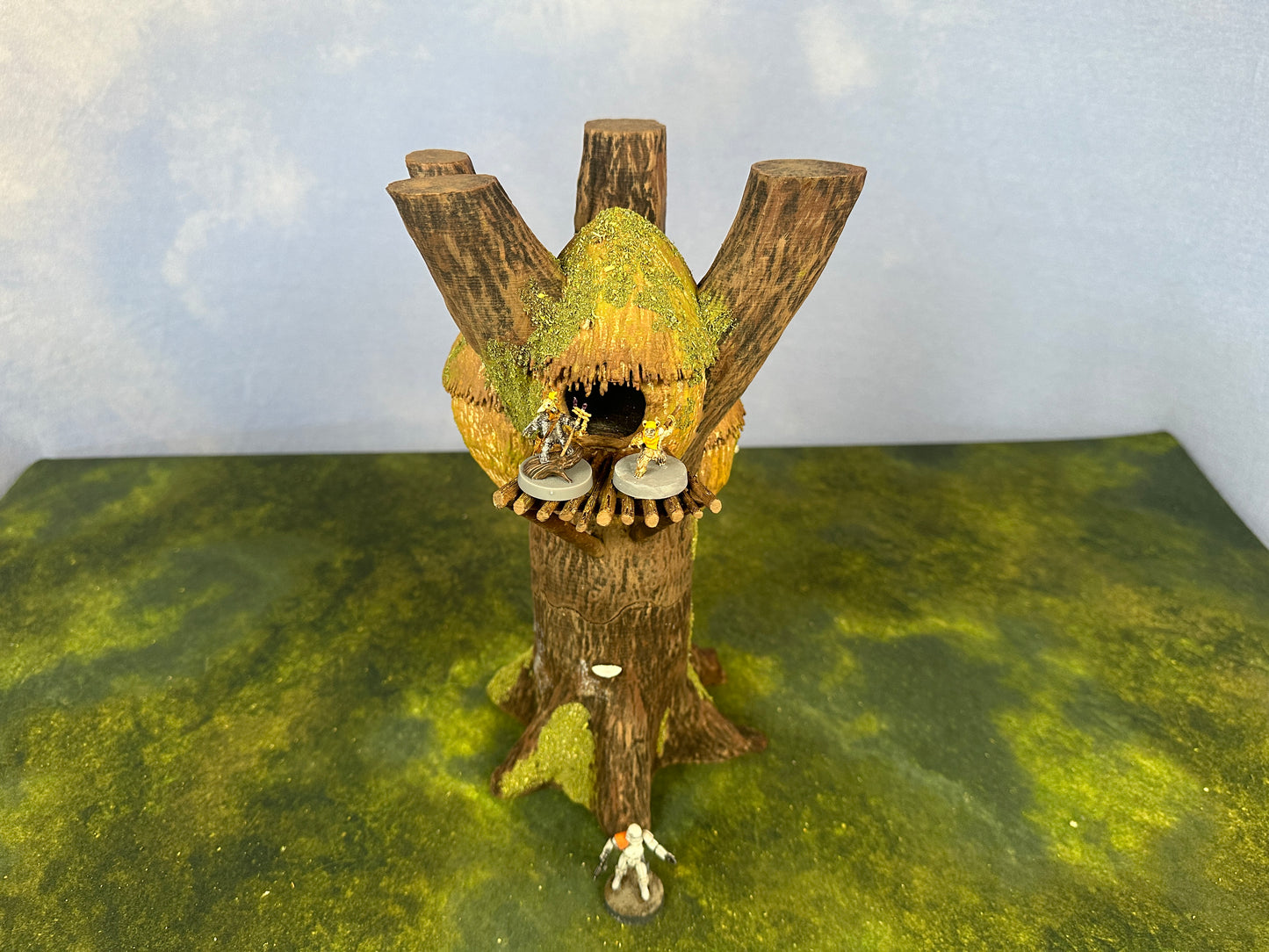 Forest Village Family Pod Tree