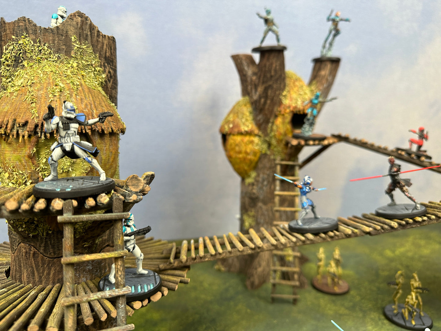 Shatterpoint Forest Village Table